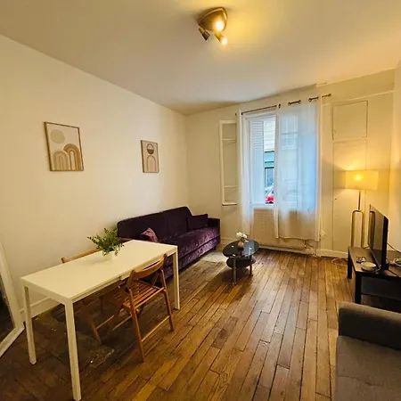 Boucicaut Tour Eiffel Apartment